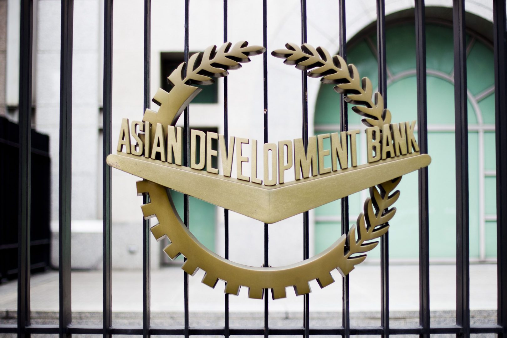 ADB: Kinh Tế Châu Á Chững Lại Trong Năm 2019