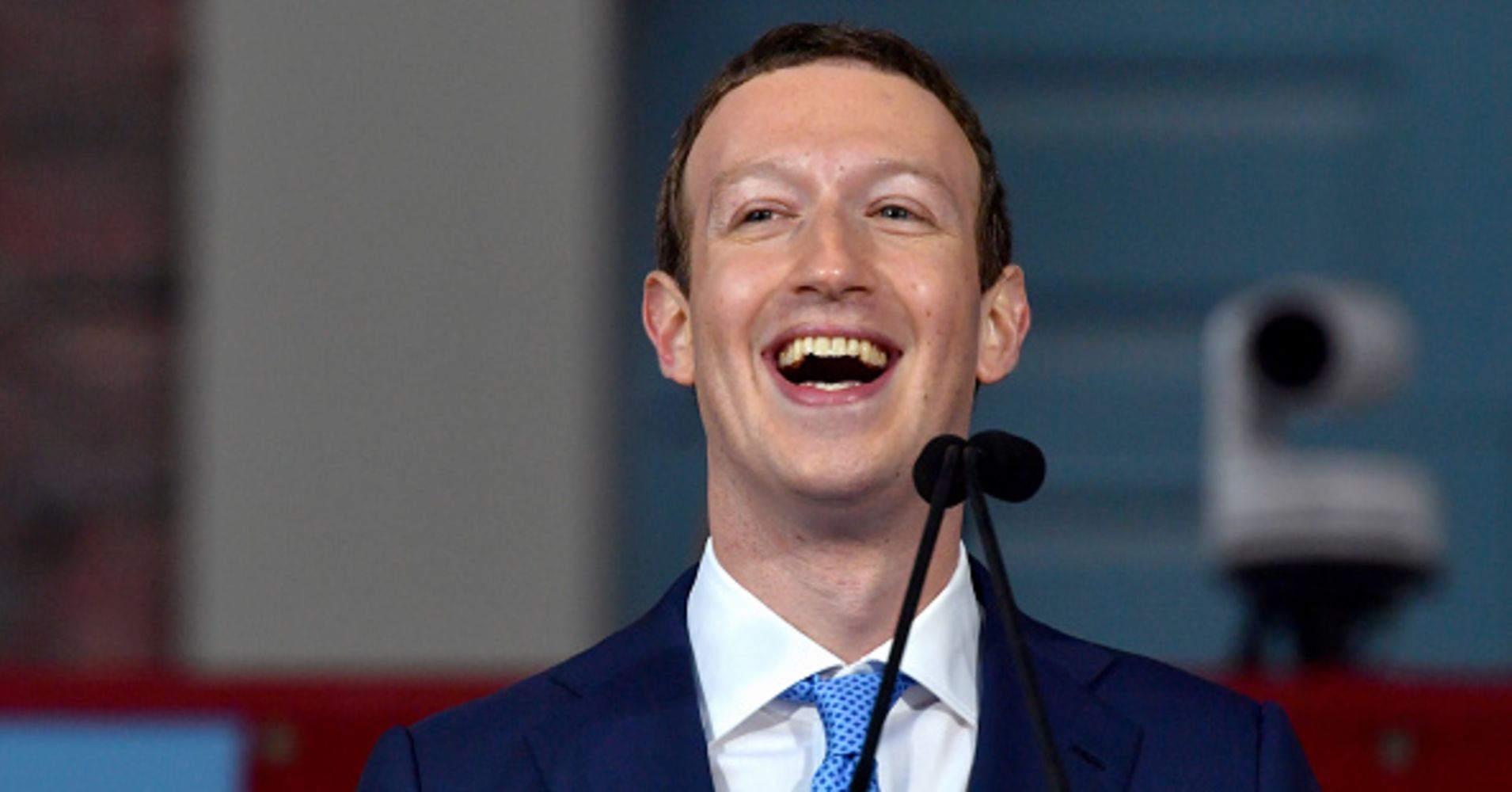 Facebook Chi Hơn 22 Triệu USD Bảo Vệ Mark Zuckerberg