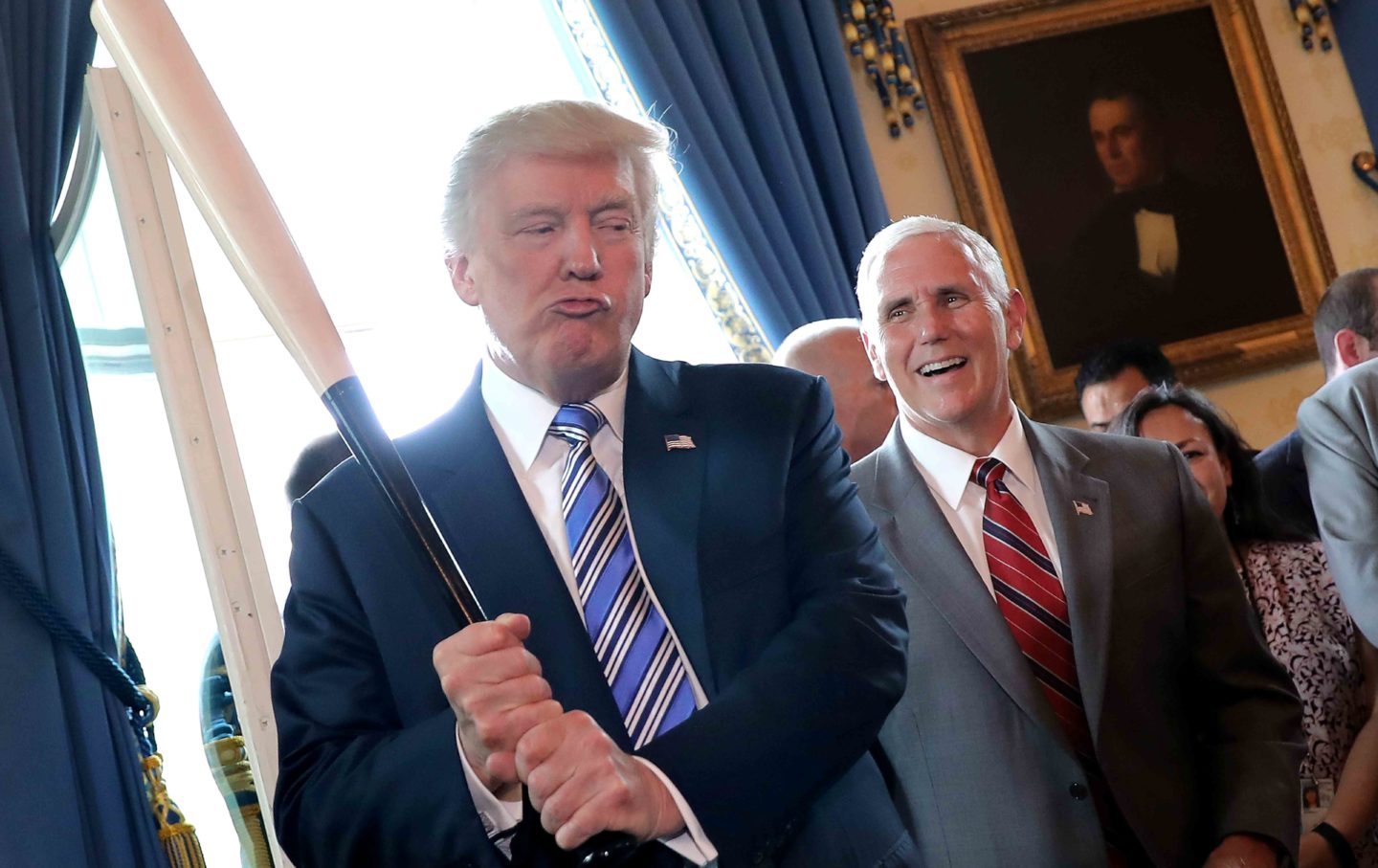 Ông Trump: Kinh Tế Trung Quốc Sẽ Không Vượt Mỹ Dưới Thời Của Ông