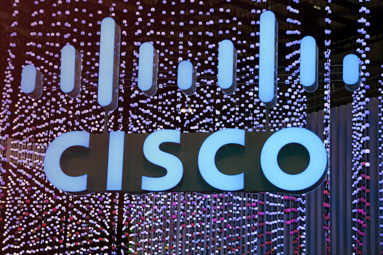 Cisco, Visa: 2 Cổ Phiếu Công Nghệ Đáng Mua Trong Tháng 8
