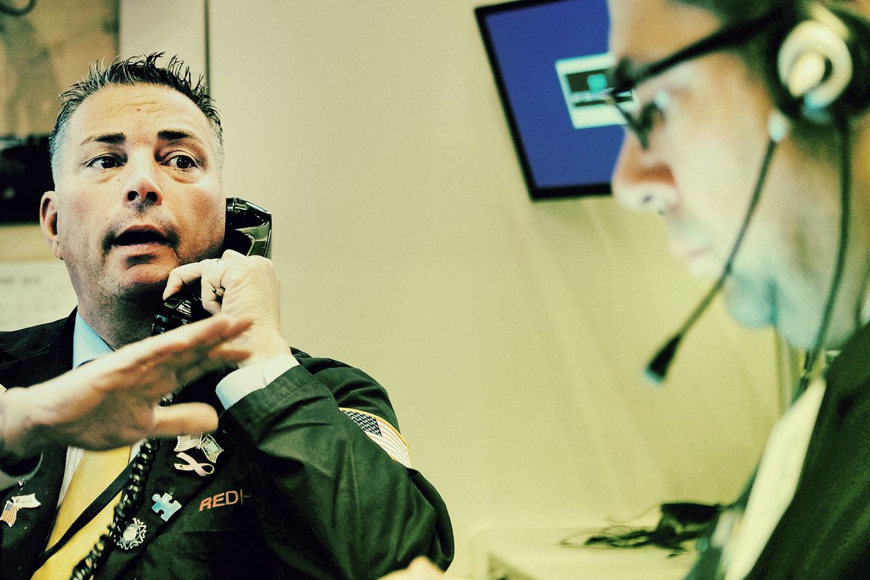 Lợi Suất Trái Phiếu Giảm Mạnh Khiến Thị Trường Chứng Khoán Hoảng Sợ