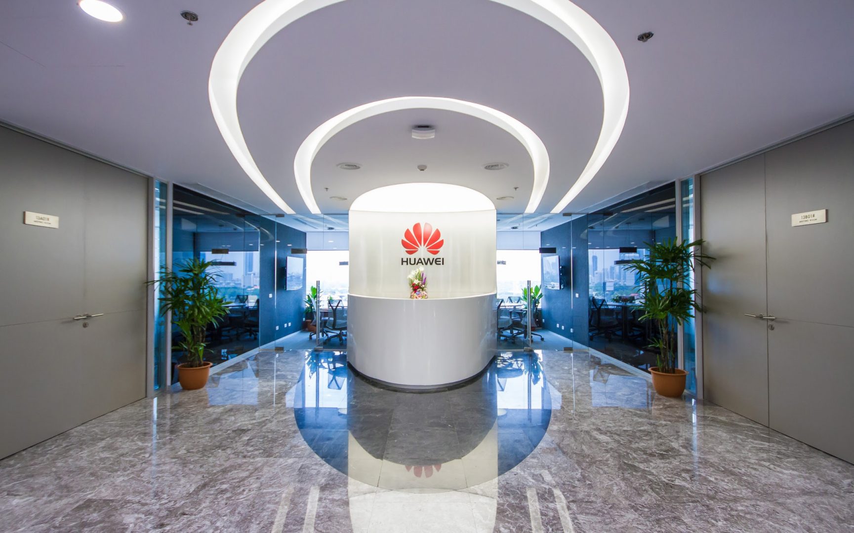 Anh Sẽ Sớm Quyết Định Hợp Tác Với Huawei, Yêu Cầu Trung Quốc Phải 'Chơi' Theo Luật