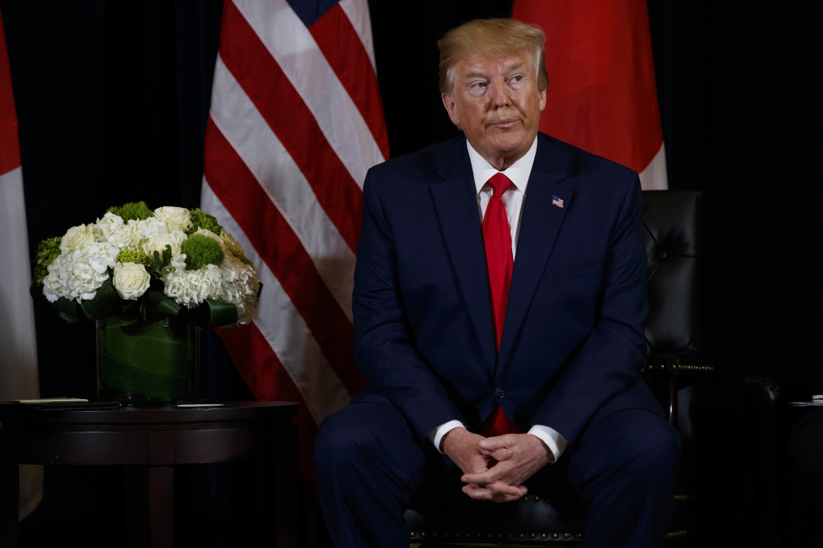 Ông Trump Thất Bại Trong Việc Tự Bảo Vệ Mình Khỏi Bị Luận Tội, Người Cộng Hòa Được Thử Lửa