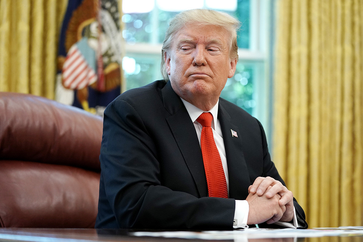 Trump Thừa Nhận Chứng Khoán Bị Ảnh Hưởng Vì Thương Chiến