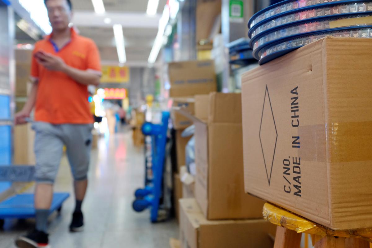 Thuế Quan Mỹ Tăng Áp Lực Lên Sản Xuất Toàn Châu Á, Việt Nam Rớt Hạng Chỉ Số PMI