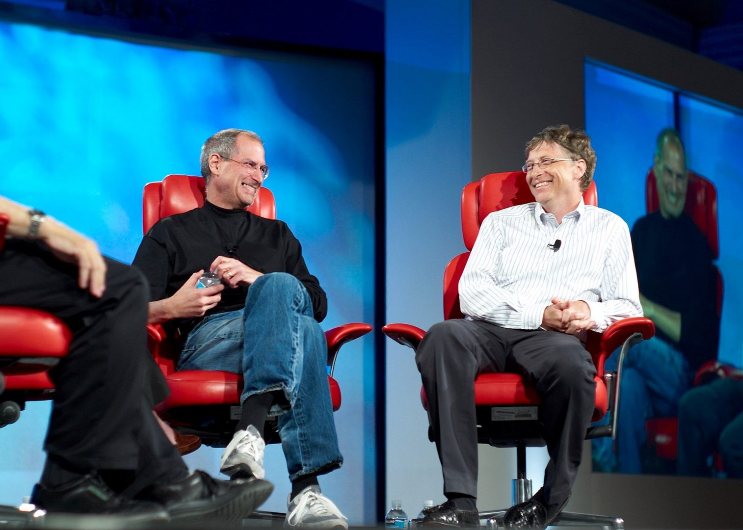 Bill Gates ‘Có Cả Thế Giới’ Nhưng Lại Không Có Được Một Phẩm Chất Kỳ Diệu Của Steve Jobs Mà Ông Ngưỡng Mộ Và Ghen Tị