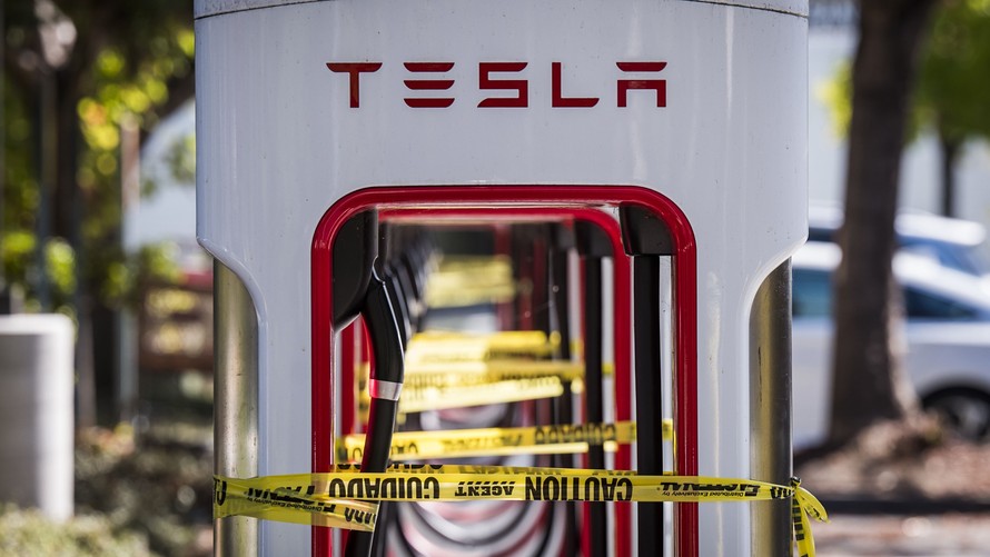 Tesla Đột Ngột Đình Chỉ Hoạt Động Sản Xuất Tại Siêu Nhà Máy Ở Trung Quốc