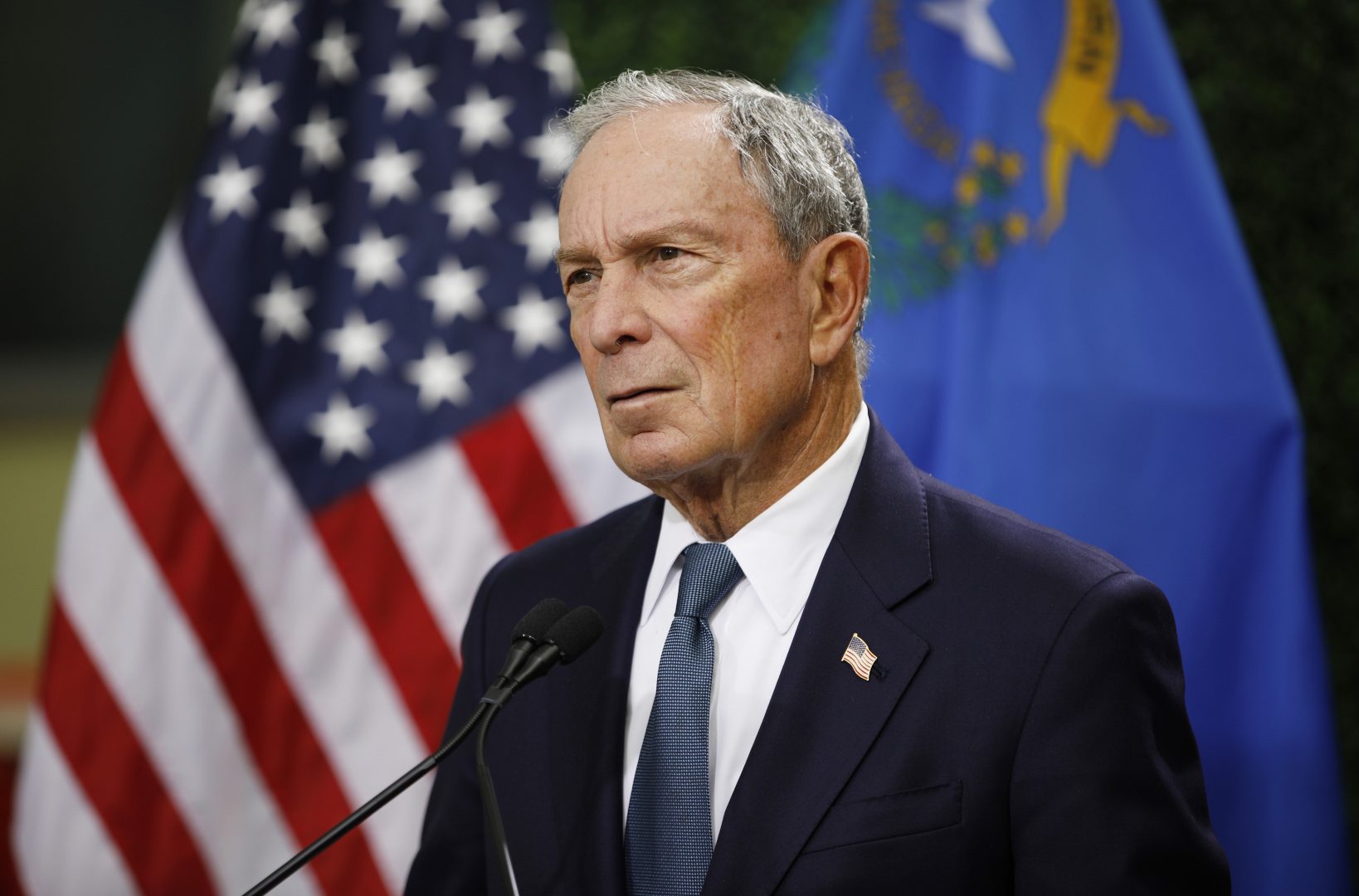 Tỷ Phú Bloomberg Sẽ Không Nhận Lương Nếu Thành Tổng Thống
