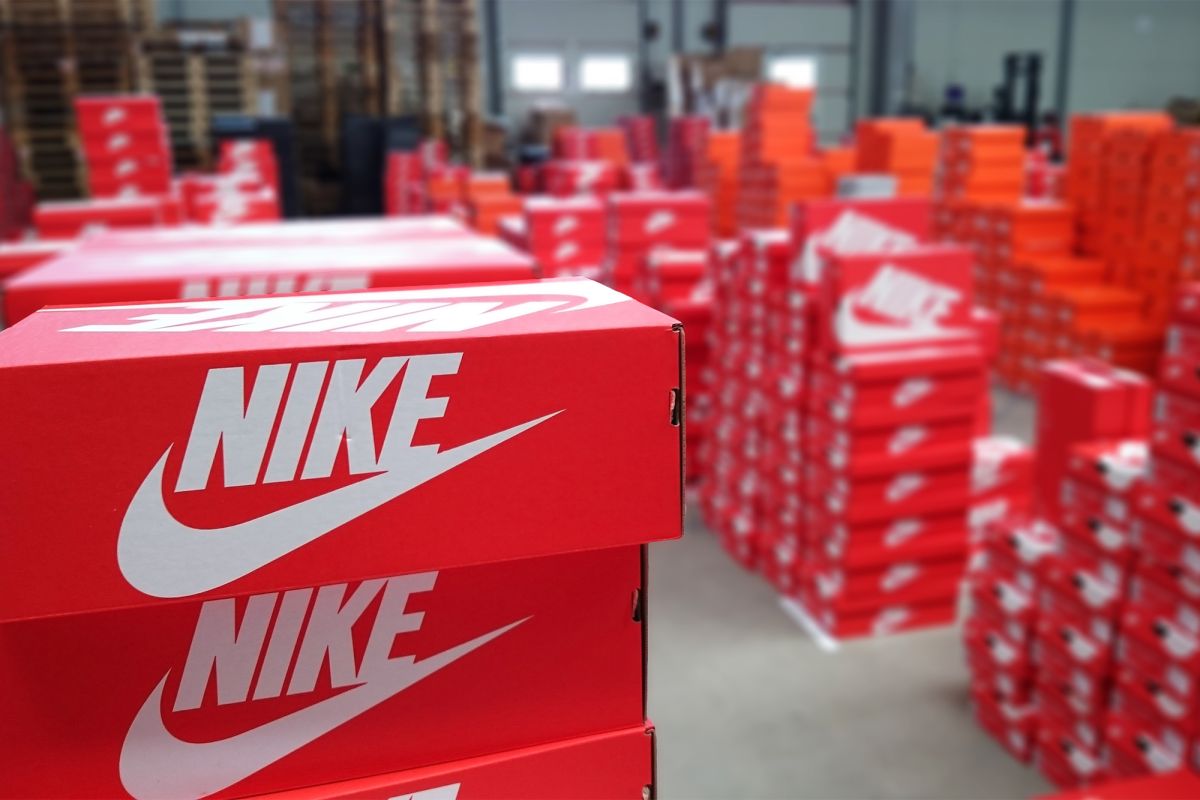 Có Nên Mua Cổ Phiếu Nike Sau BCTC Bùng Nổ Của Công Ty?