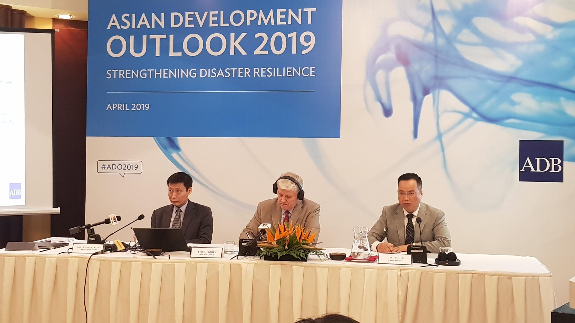 ADB Dự Báo Tăng Trưởng GDP Việt Nam Lên 6,9% Trong Năm 2019