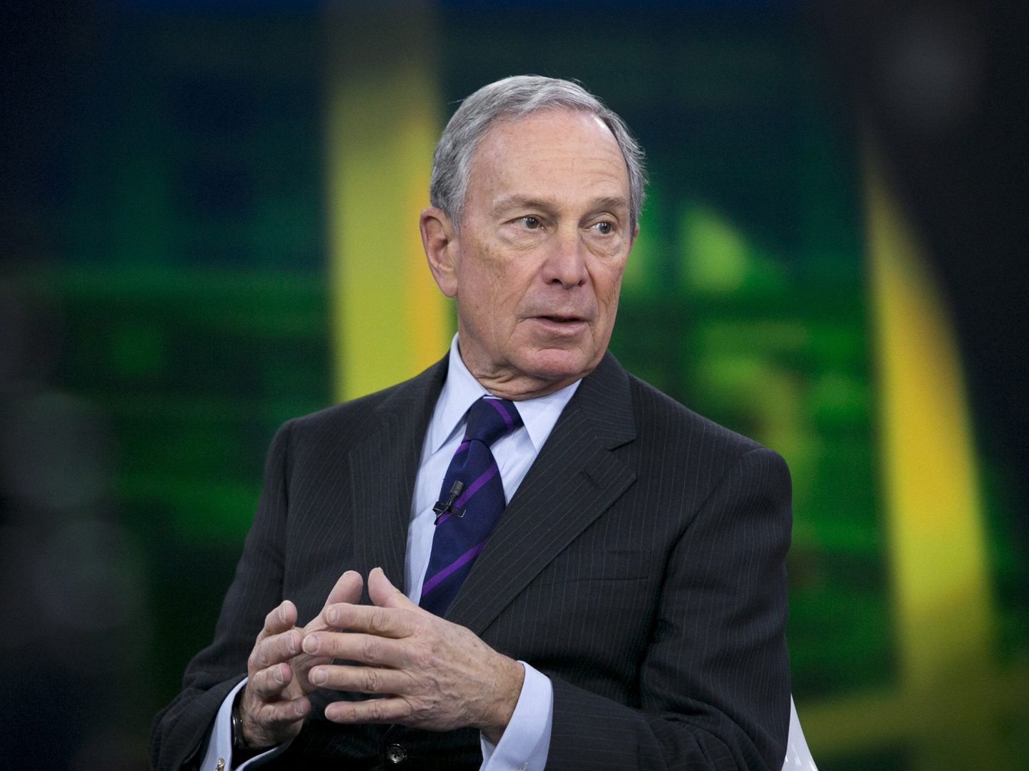 Bầu Cử Tổng Thống Mỹ: Bloomberg Chi Tiền "Khủng"