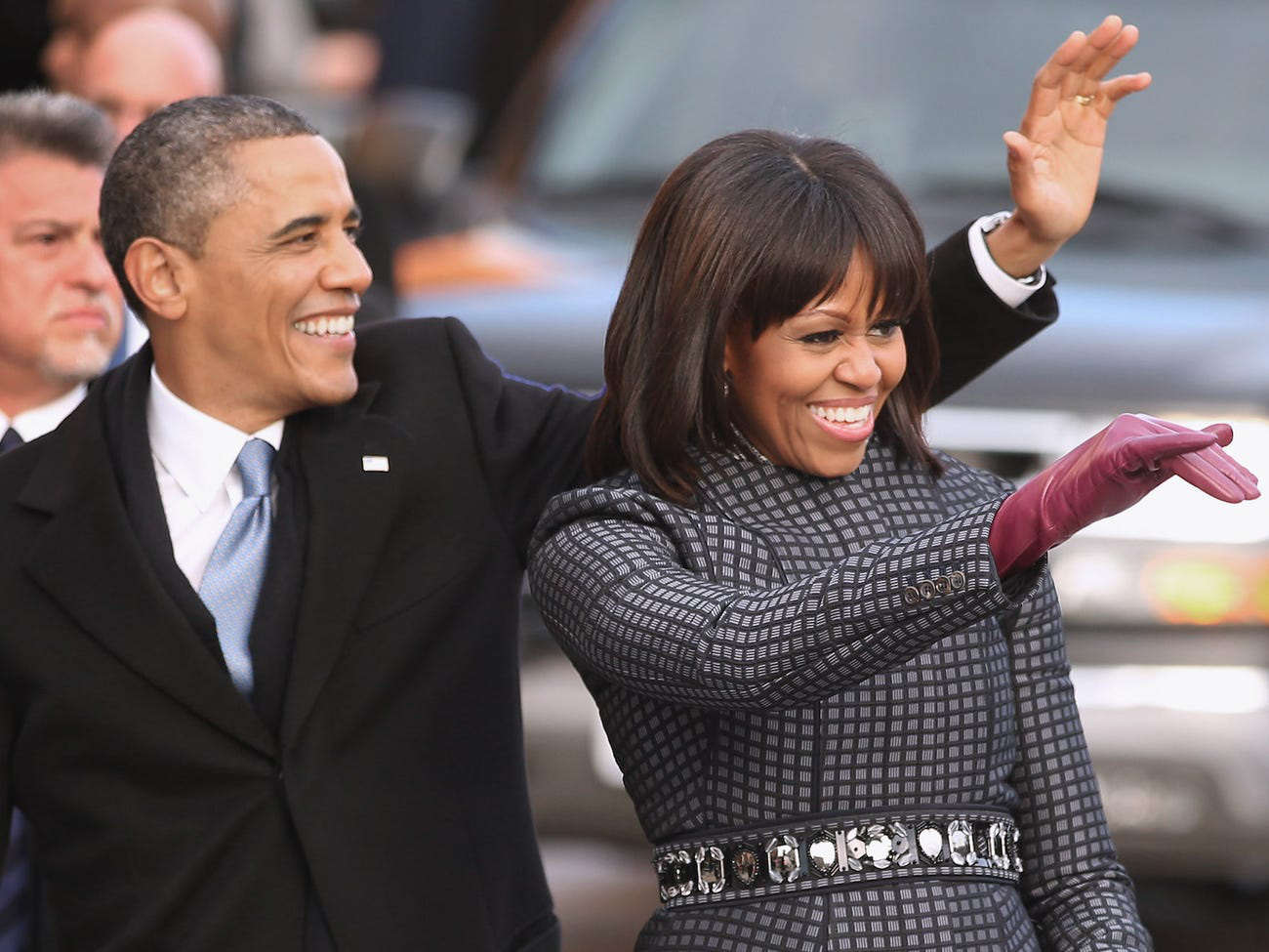 Rời Nhà Trắng, Thu Nhập "Khủng" Của Cựu Tổng Thống Obama Đến Từ Đâu?
