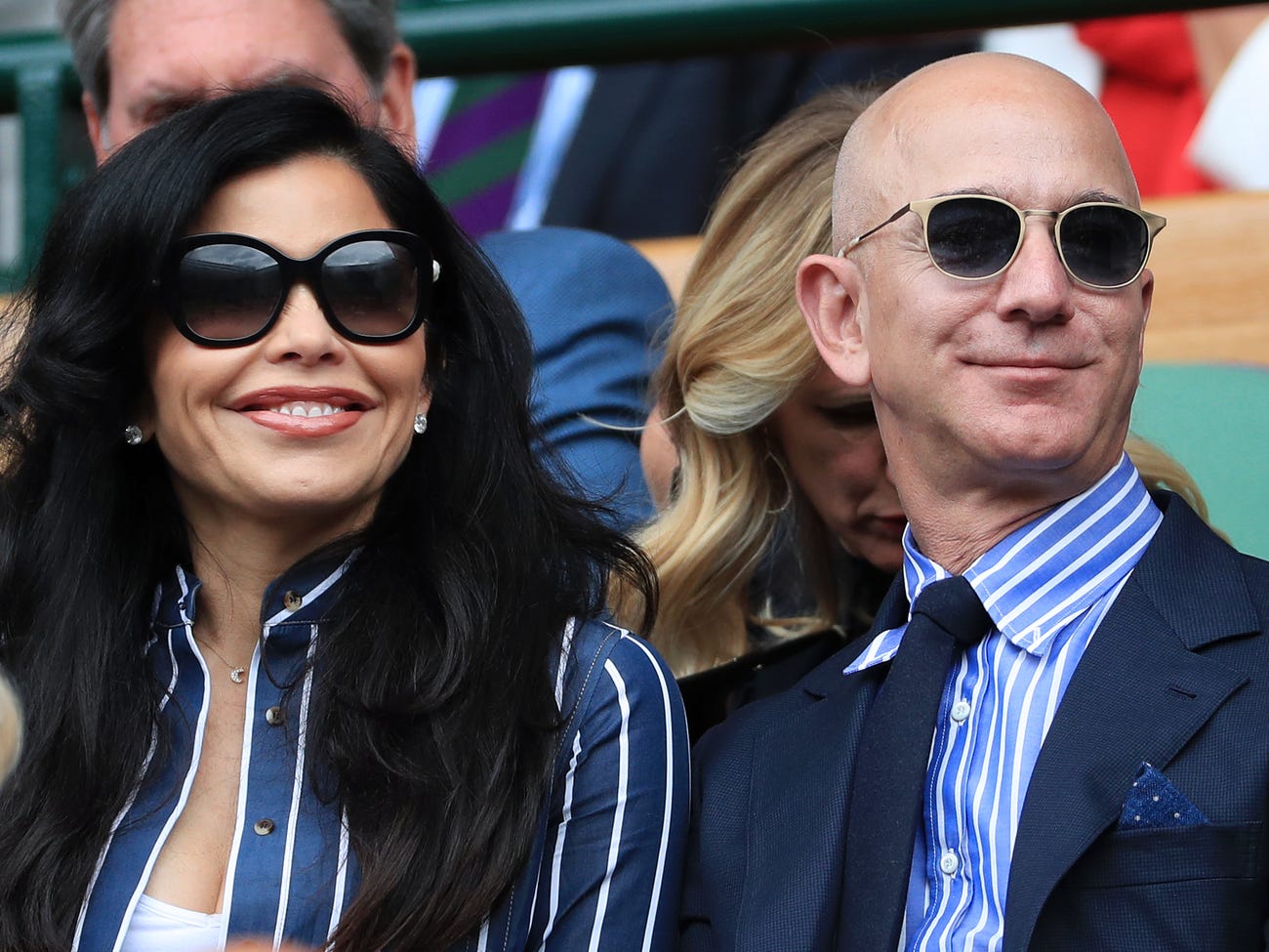 Tỷ Phú Jeff Bezos Chi 165 Triệu USD Mua Biệt Thự Đắt Giá Nhất California