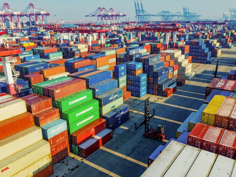 "Đòn Kép" Đối Với Kinh Tế Trung Quốc