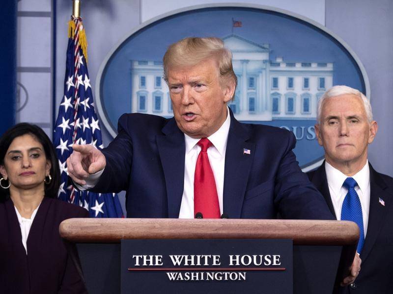 Số Ca Covid-19 Ở Mỹ Lên Gần 8.000, Ông Trump Kích Hoạt "Luật Thời Chiến"
