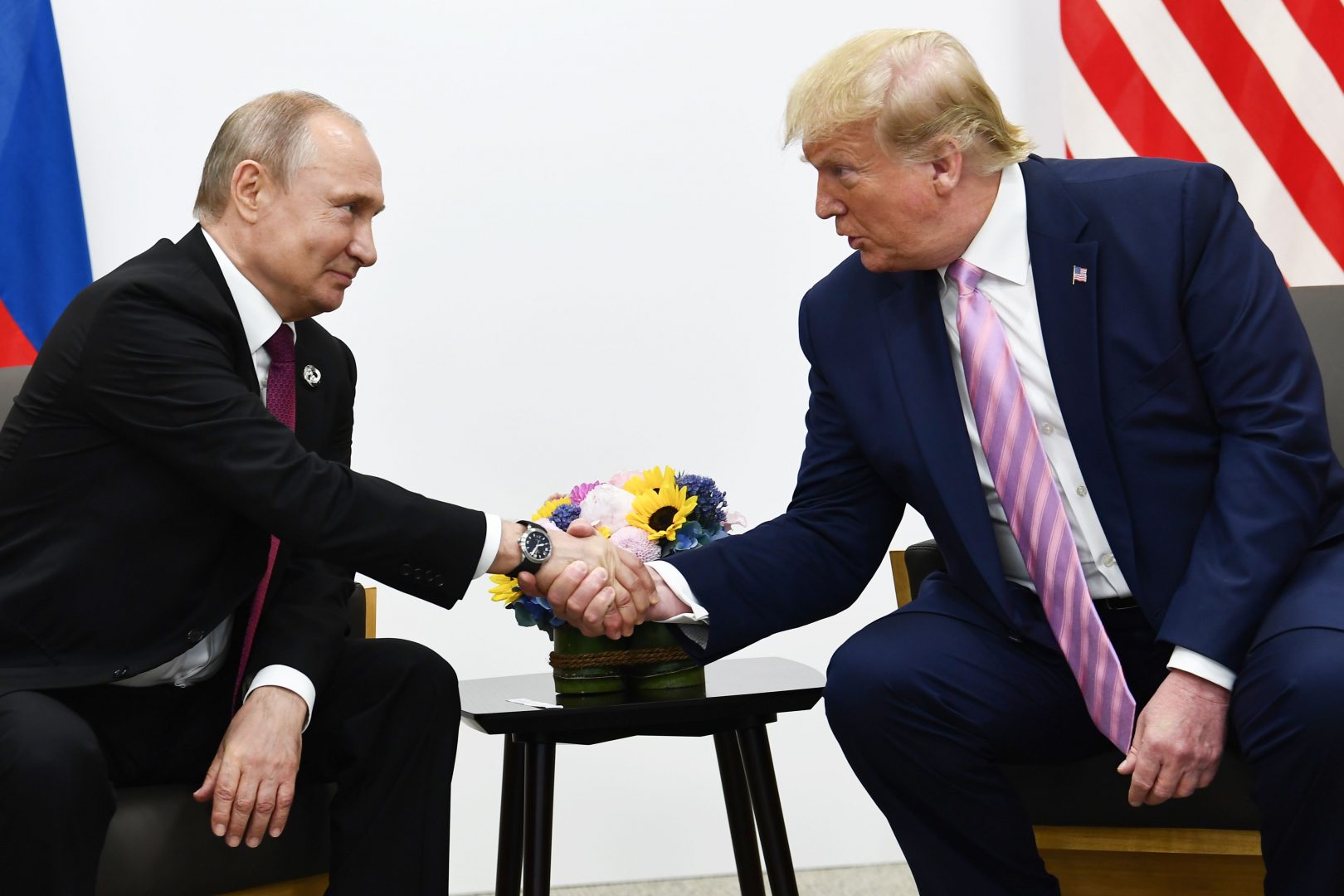 Tổng thống Trump kỳ vọng về sản lượng dầu - chứng khoán Mỹ khởi sắc
