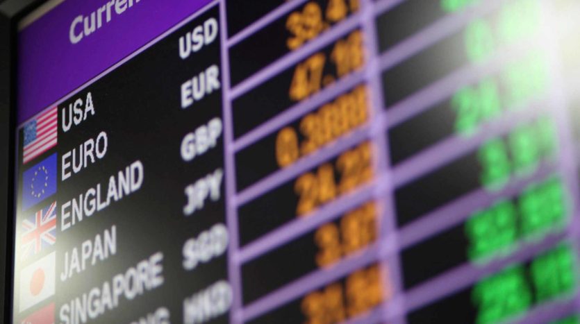 Đồng USD Ổn Định Khi Căng Thẳng Mỹ-Trung Leo Thang