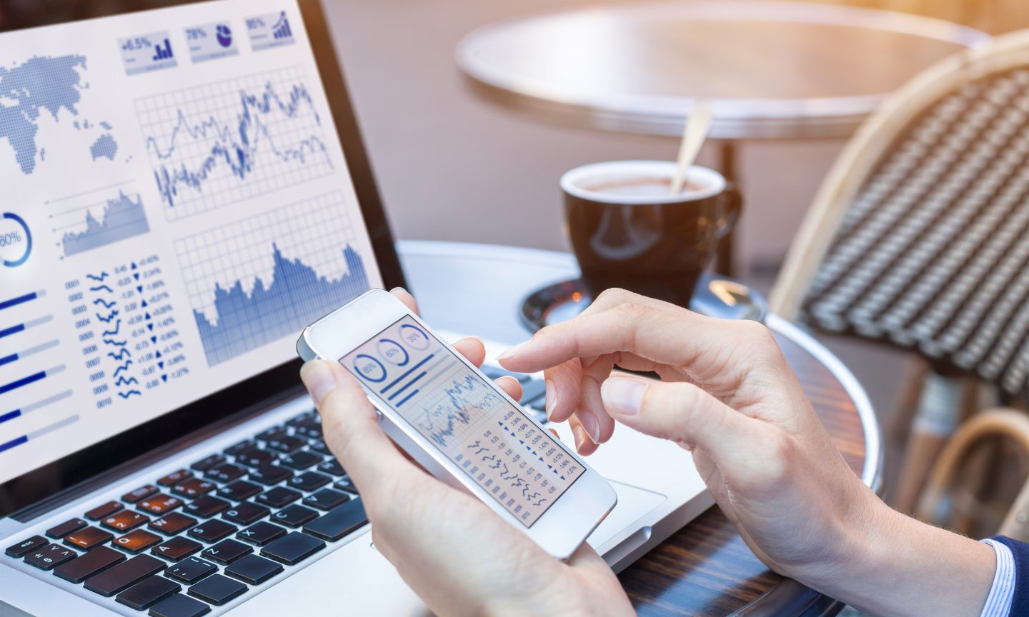 Phân Tích Kỹ Thuật Vàng Và Forex Ngày 12/8/2020