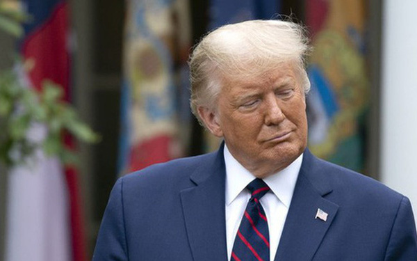 NyTimes: Tổng Thống Trump Chỉ Đóng 750USD Tiền Thuế