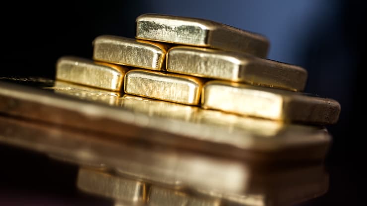 Deutsche Bank: Vàng Sẽ Giảm Hơn 13% Trong Thời Gian Tới