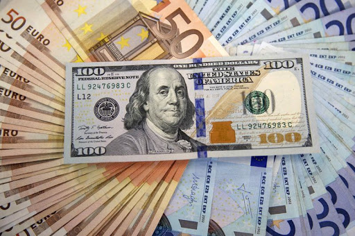 Giá USD Thấp Nhất Trong Gần 3 Năm
