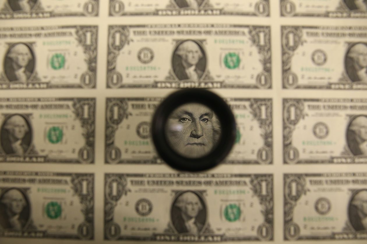 Giá USD 'Nổi Sóng'