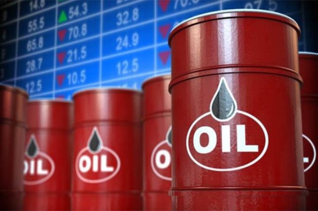 Dầu Sụt Hơn 4% Do Lo Ngại Về Lệnh Phong Tỏa Ở Châu Âu