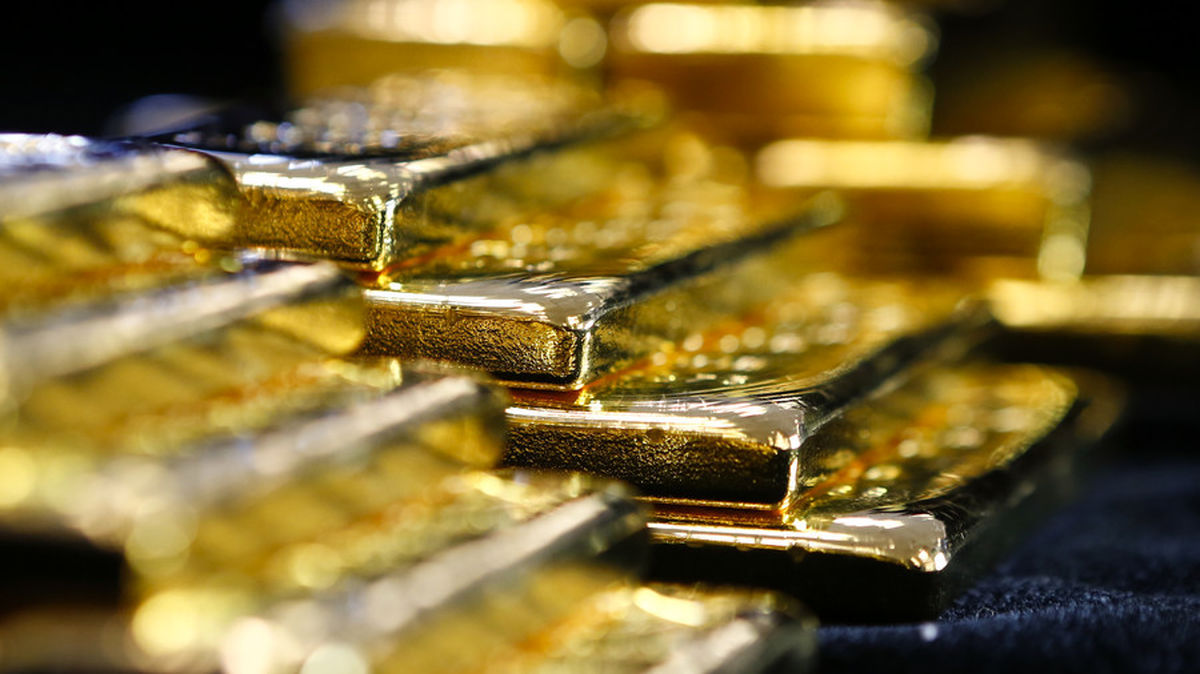 Vàng Thế Giới Tăng Hơn 1%, Vượt Mốc 1,800 USD/oz