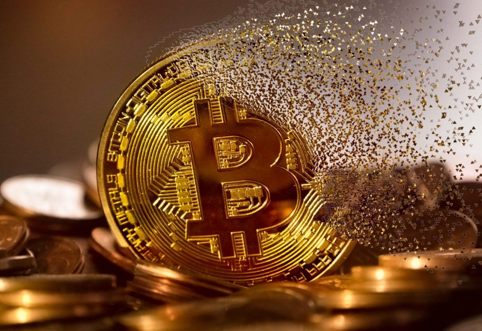 Sau Cú Rơi Tự Do, Giá Bitcoin Đang Gượng Dậy