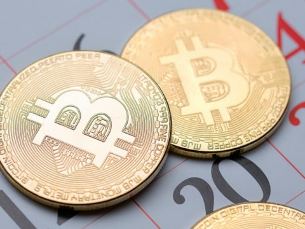 Cú Sập Bitcoin Làm Lộ Lỗ Hổng Thuế Để Nhà Đầu Tư Lách Luật