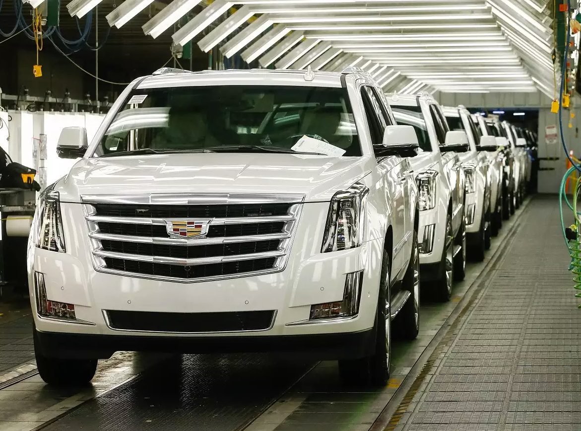 General Motors, Bristol Myers: Cổ Phiếu Buffett Bán Nhưng Bạn Nên Mua