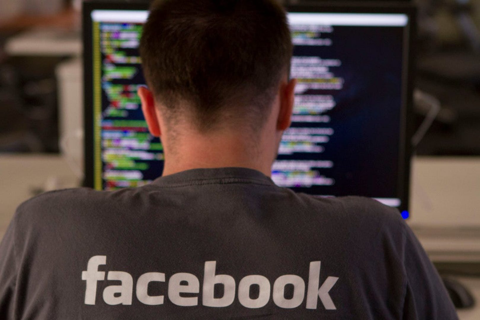 Lý Do Nên Mua Cổ Phiếu Visa Và Facebook Ngay Lúc Này