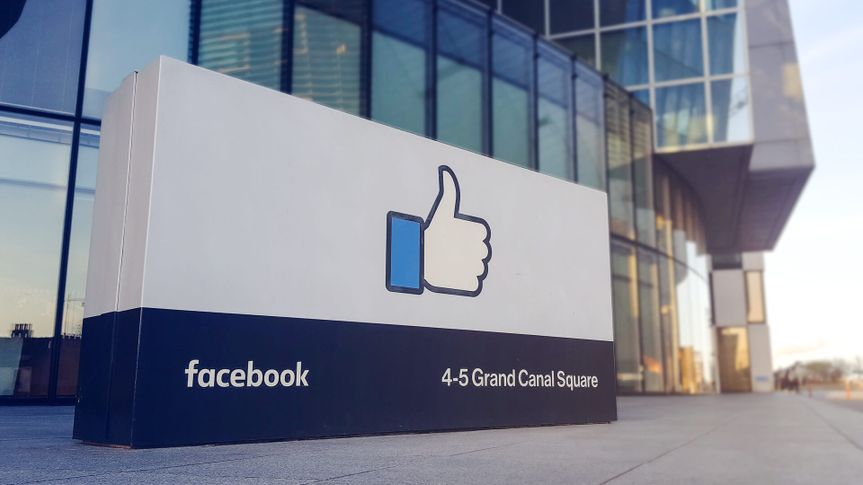Nhiều Nhà Phân Tích Tăng Mục Tiêu Giá Cho Cổ Phiếu Facebook