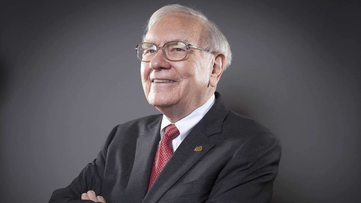 Berkshire, Apple, Verizon, Amazon: 4 Cổ Phiếu Buffett Để Mua Và Giữ Mãi