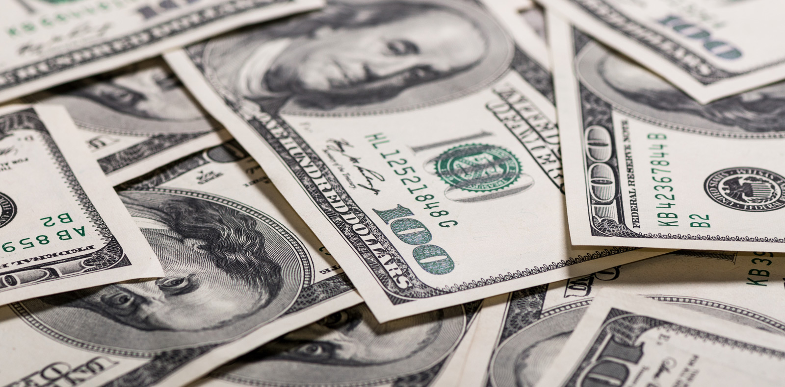 Đồng Đô La Giảm Nhưng NZD Tăng Khi PBNZ Quyết Định Chưa Tăng Lãi Suất