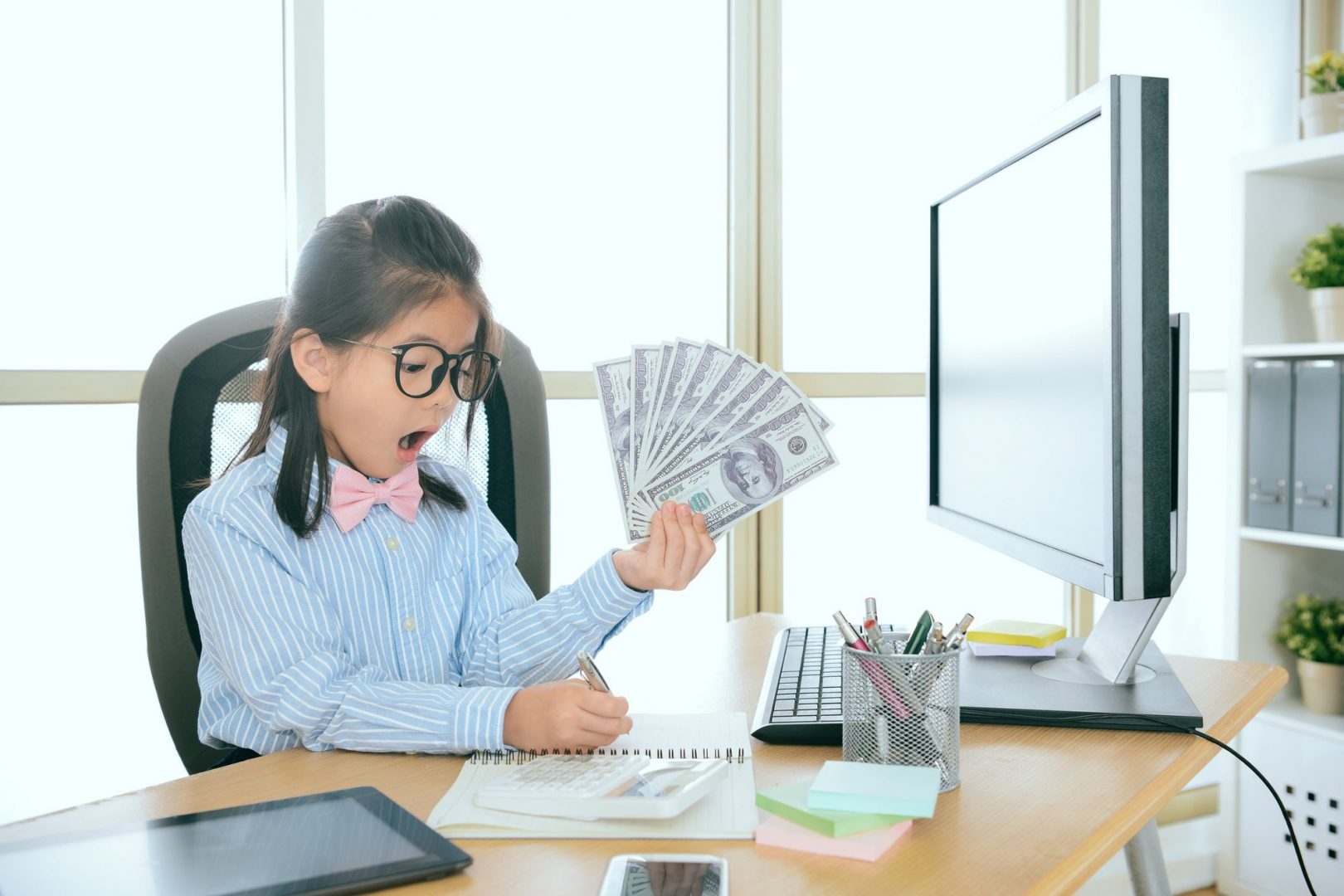 Bạn Được Gì Khi Đầu Tư 100 USD/Tuần Vào Thị Trường Chứng Khoán?