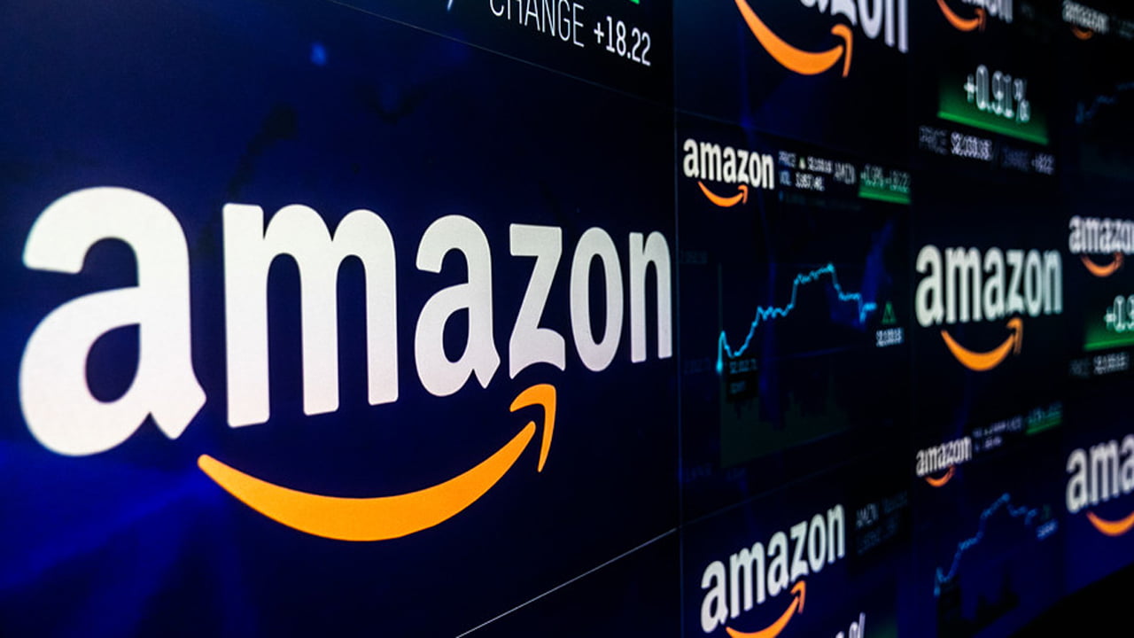 Đầu Tư Thông Minh: Nên Mua Amazon Hay Chỉ Số S&P 500?