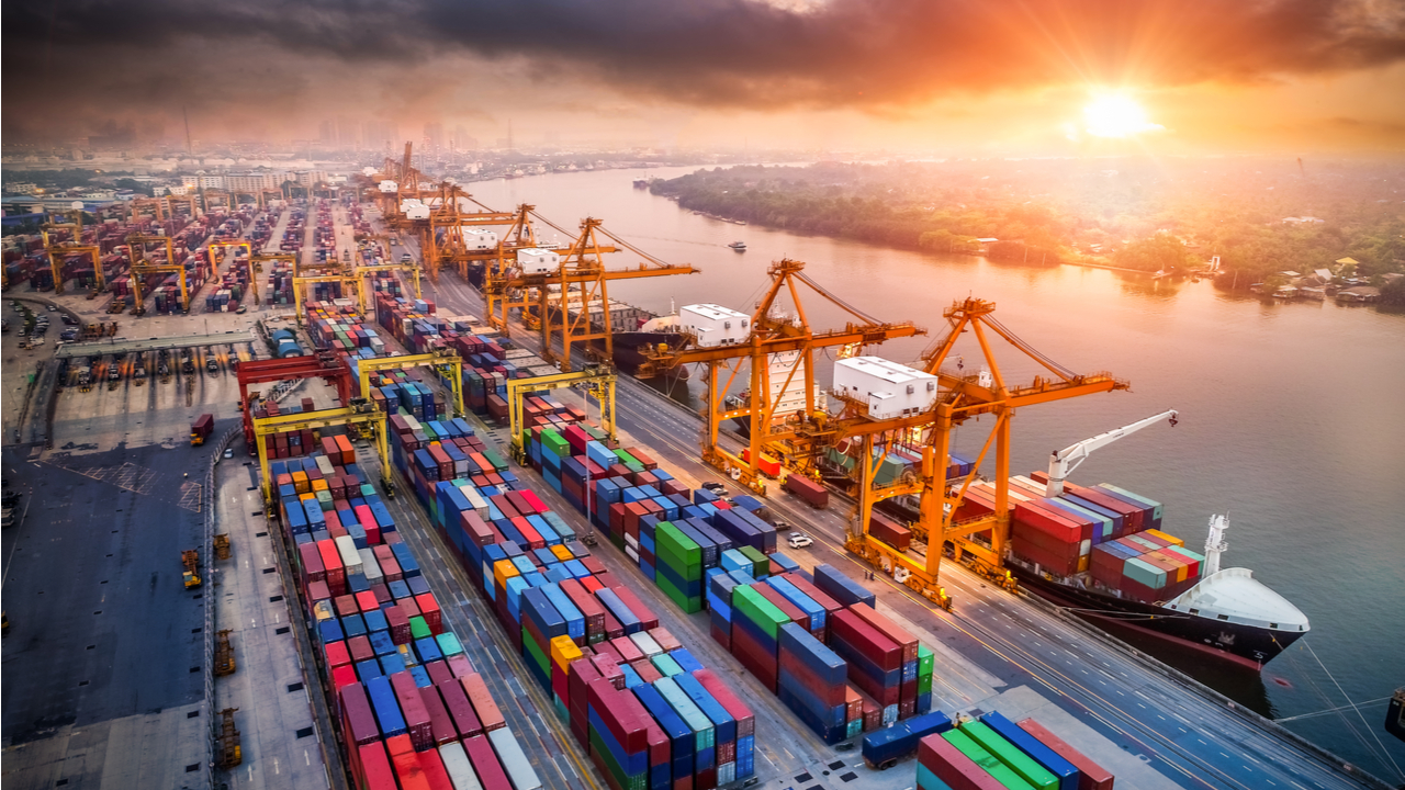 Sắp bước sang 2022, loạt thách thức vẫn đeo bám kinh tế toàn cầu