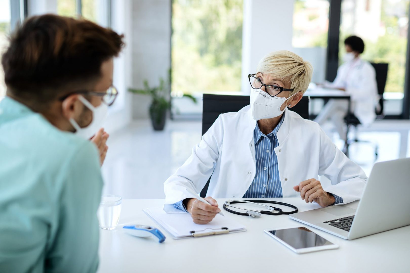 Hướng dẫn đầu tư: AbbVie, AstraZeneca, Merck – 3 mã dược hàng đầu cho tháng 11
