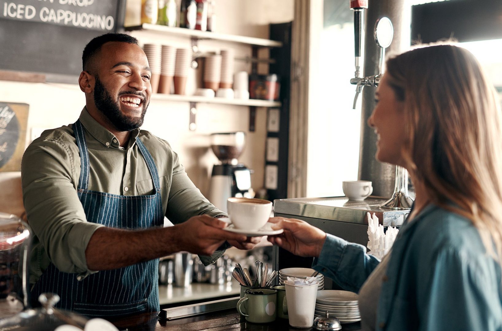 Đầu tư cổ phiếu với 2 mã duy nhất? Mua ngay PepsiCo và Starbucks
