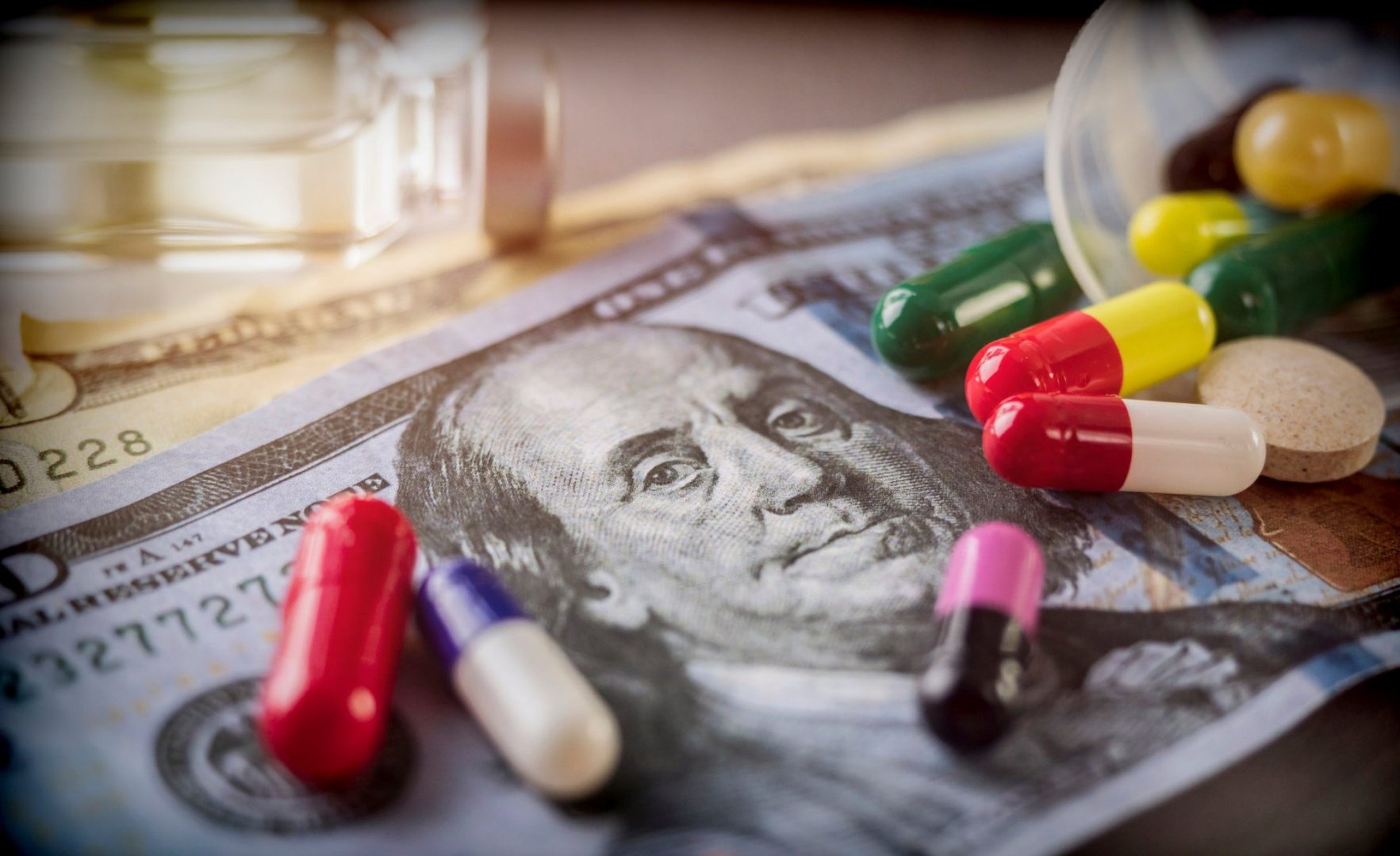 Đầu tư thông minh với Amgen, Bristol Myers Squibb – mã siêu rẻ hiện giờ