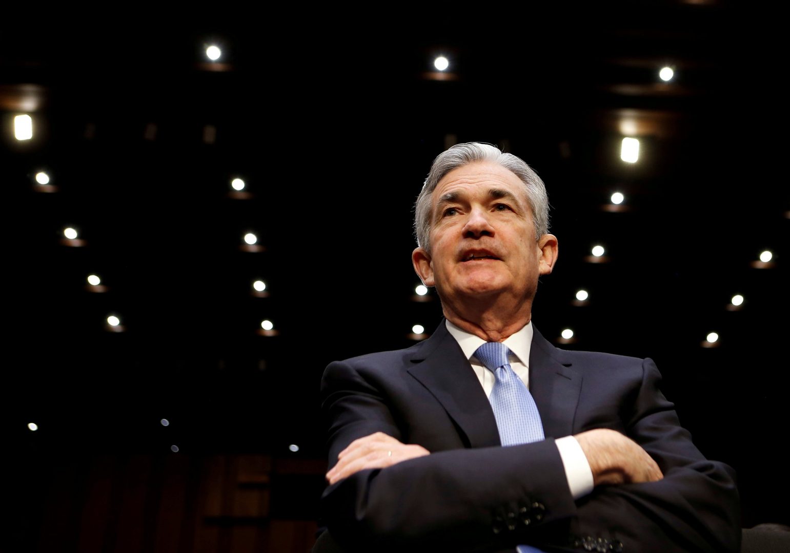 Lý do ông Powell tiếp tục tại vị ở FED
