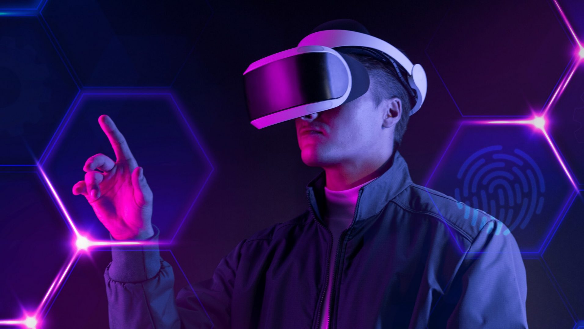 Hướng dẫn đầu tư metaverse: mua cổ phiếu Meta Platforms hay Roblox?