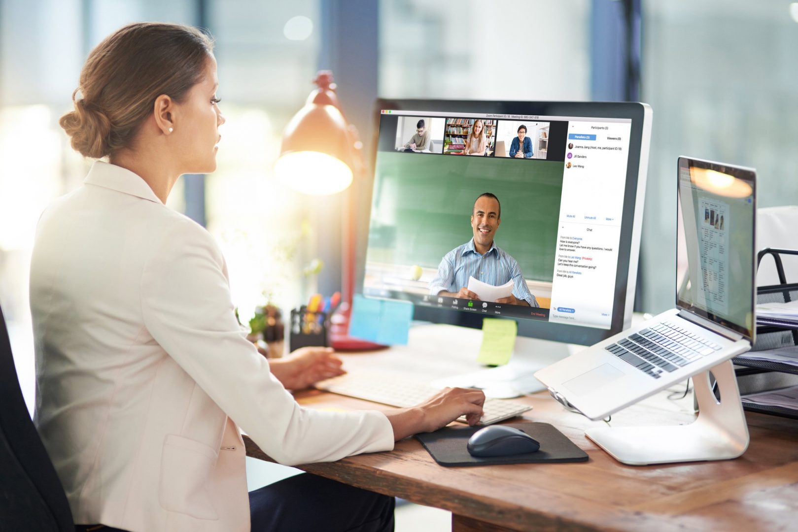 Zoom:  lựa chọn đầu tư thông minh khi các cổ phiếu công nghệ bán tháo