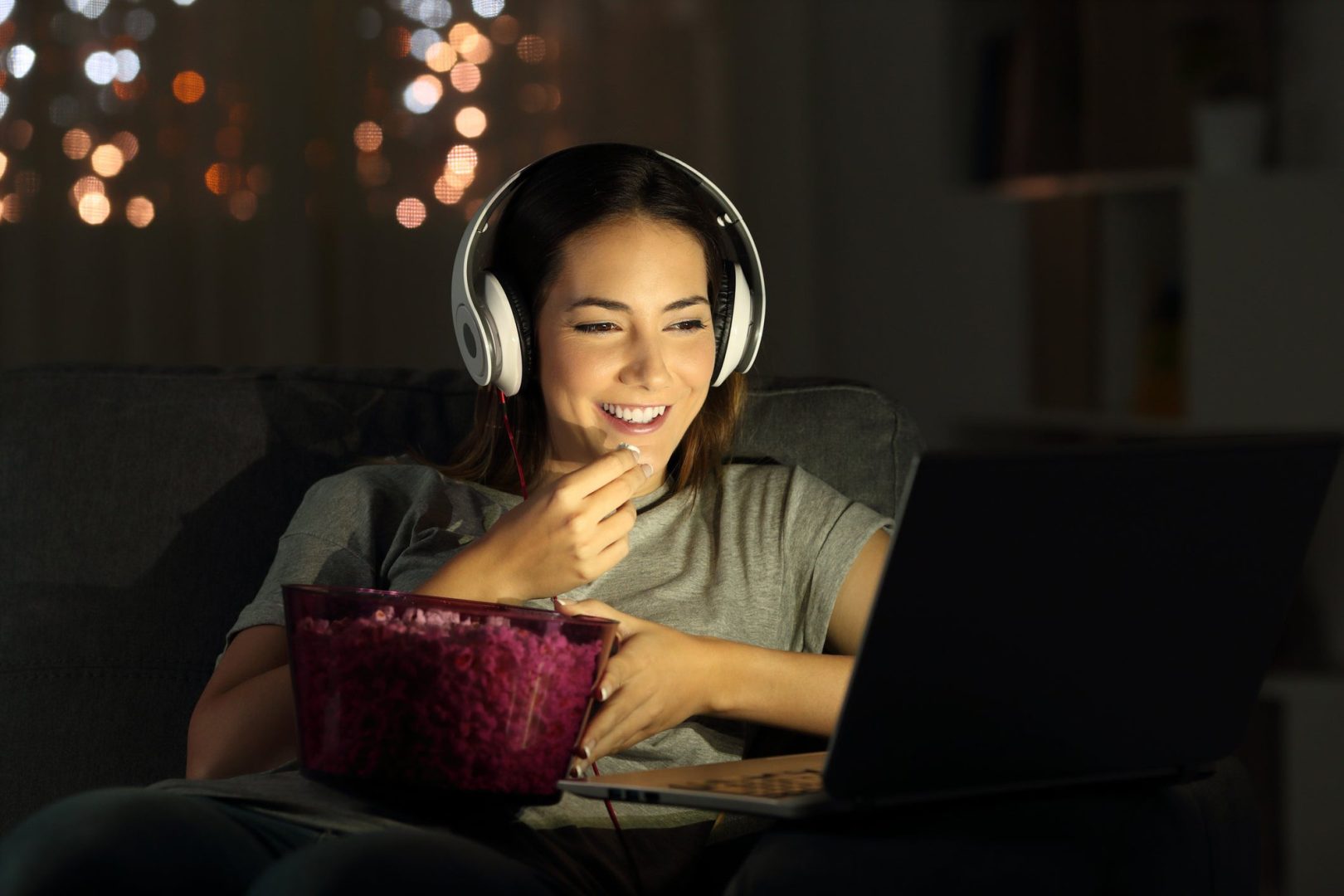 Hướng dẫn đầu tư: Đã đến thời điểm mua Netflix chưa?