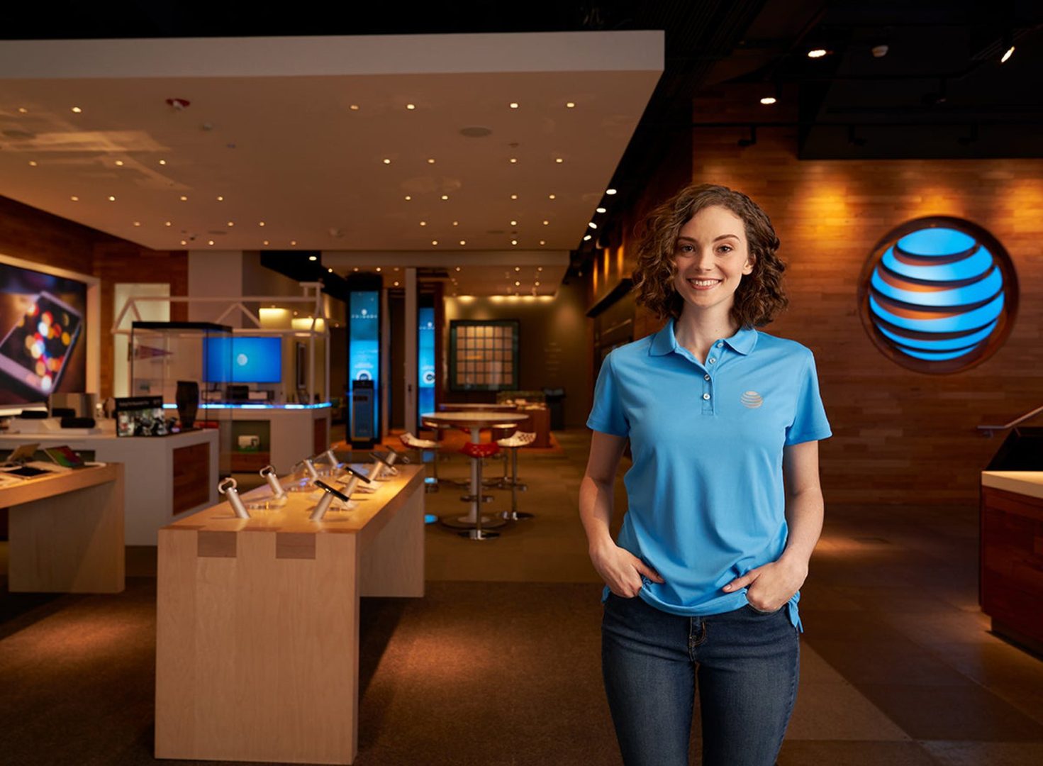 Hướng dẫn đầu tư chứng khoán: 3 điểm sáng cho tương lai của AT&T