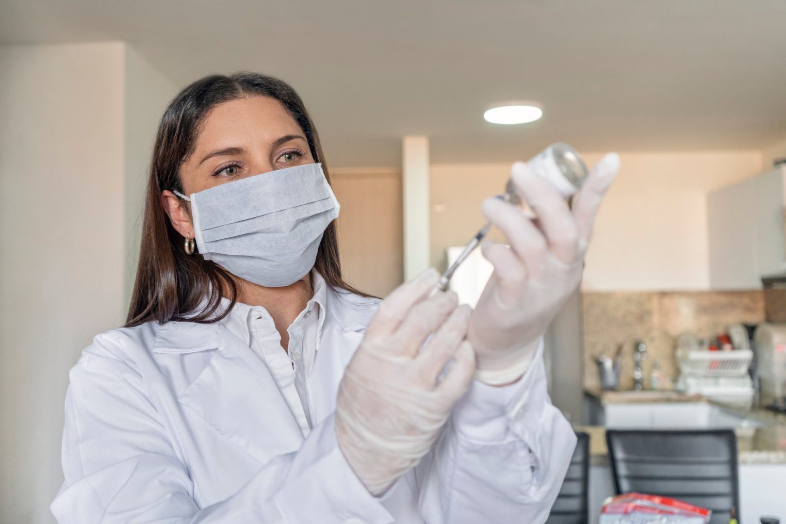 Đầu tư cổ phiếu Pfizer, BioNTech: Đà tăng dài hạn đã sẵn sàng