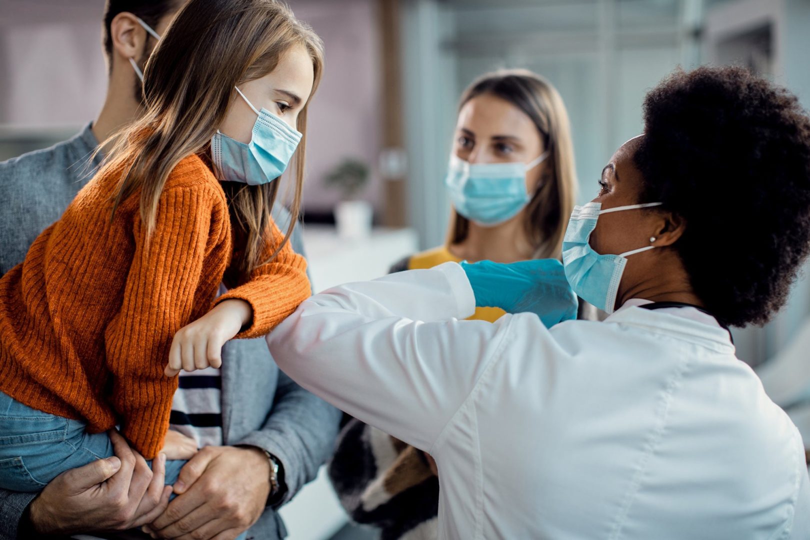 Khuyến nghị đầu tư cổ phiếu: Tăng hơn 200%, nên nắm giữ Abbott, UnitedHealth Group dài hạn