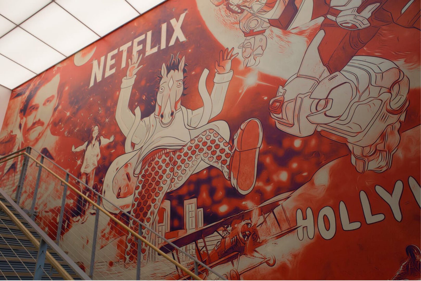Nếu bạn đang nghĩ đến việc bán cổ phiếu Netflix thì đây là 2 điều đáng để cân nhắc lại