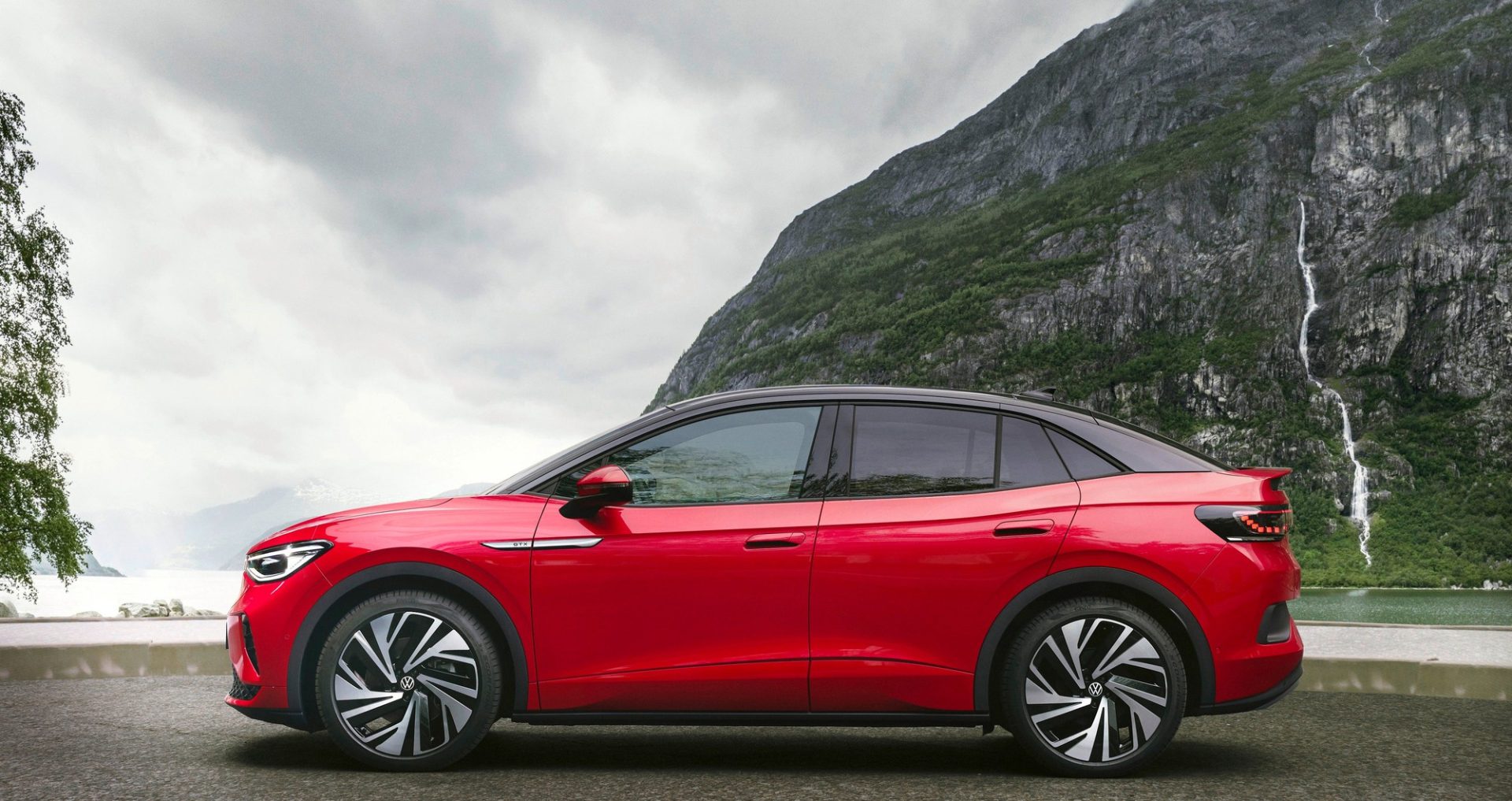 Khuyến nghị đầu tư EV: mua và giữ Ford, Volkswagen với định giá hấp dẫn